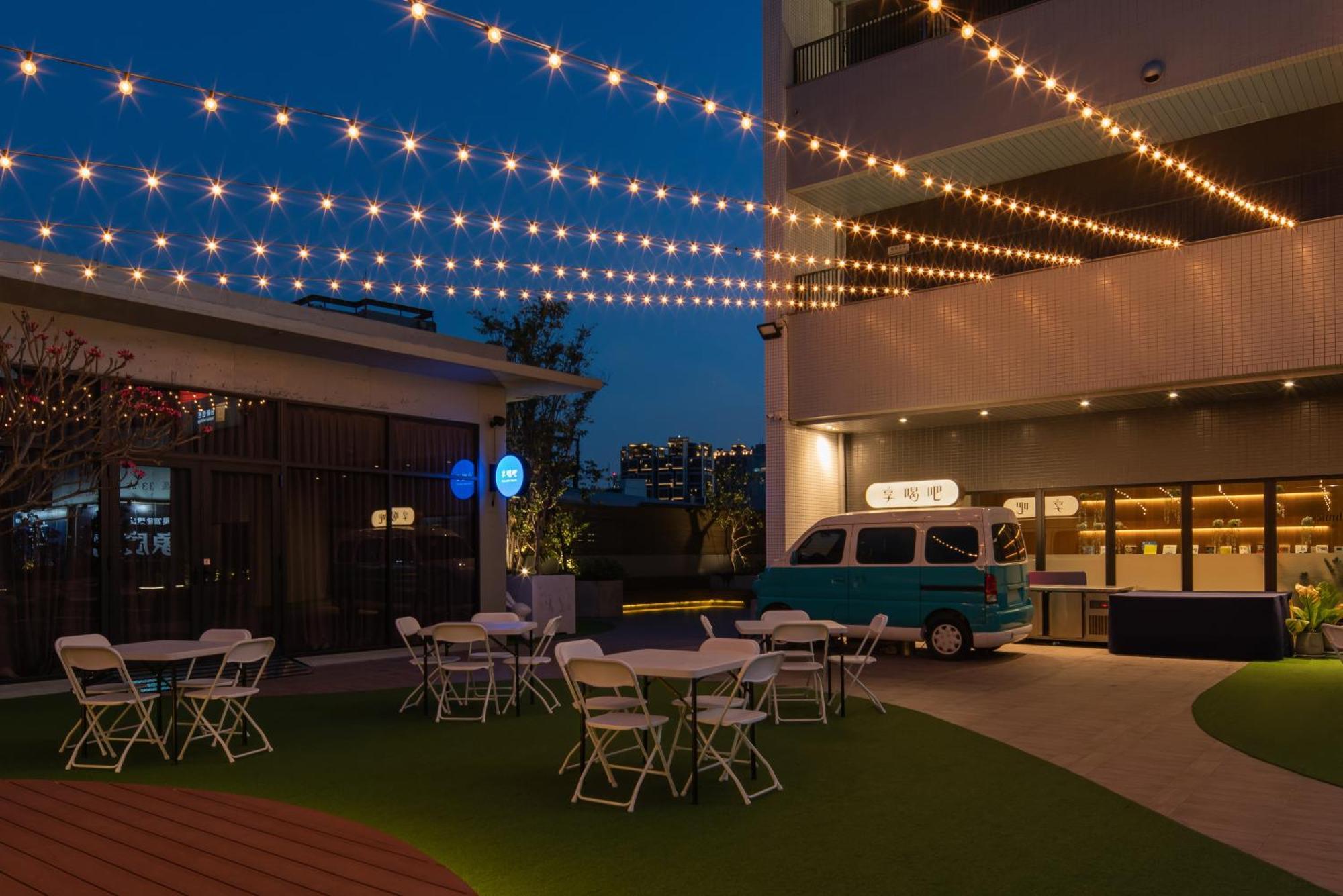 In Joy Hotel Taichung Exterior foto