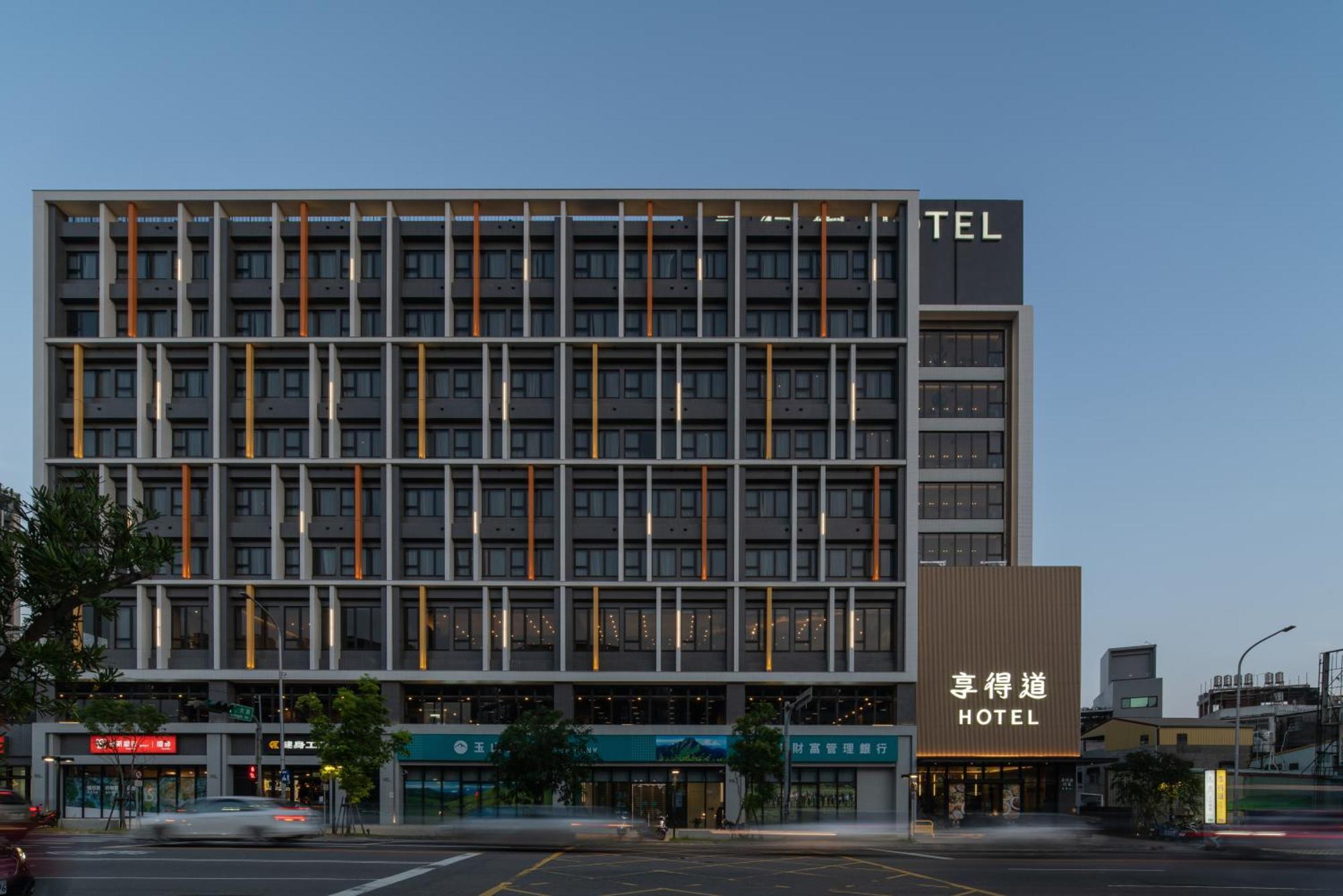 In Joy Hotel Taichung Exterior foto